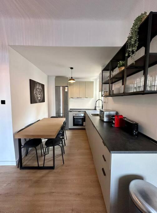 Nuevo Apt De Diseno Para 7Pax En Centro/La Latina Madri Exterior foto
